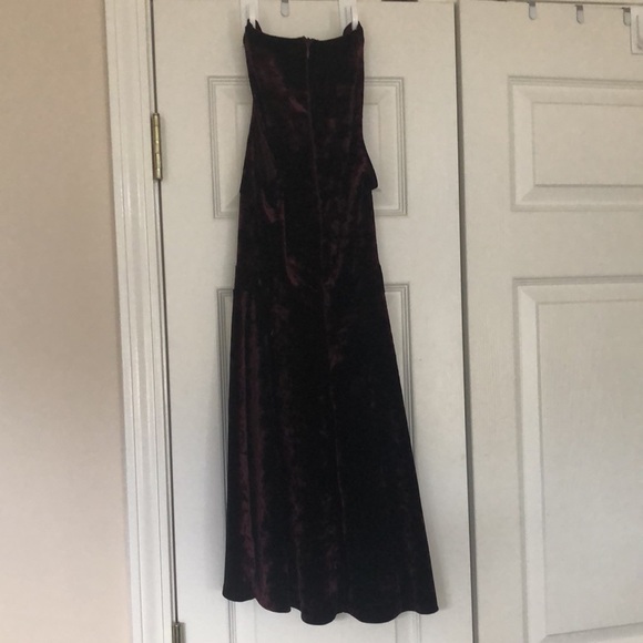 Deep Cut Purple Velvet Dress - Picture 4 of 4